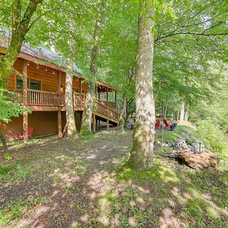 Riverfront Ellijay Cabin With Deck And Pool Access! Екстер'єр фото